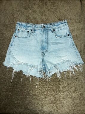 Abercrombie & Fitch Light Wash Frayed Denim Mom Shorts